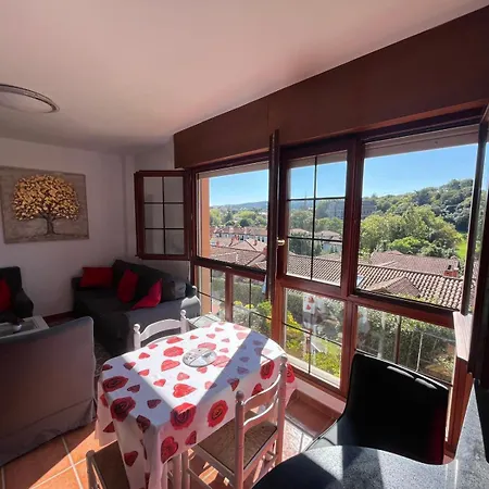 La Cardosa Apartment *